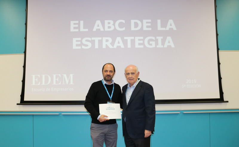 Aquí junto a Antonio Noblejas, director general de la EDEM